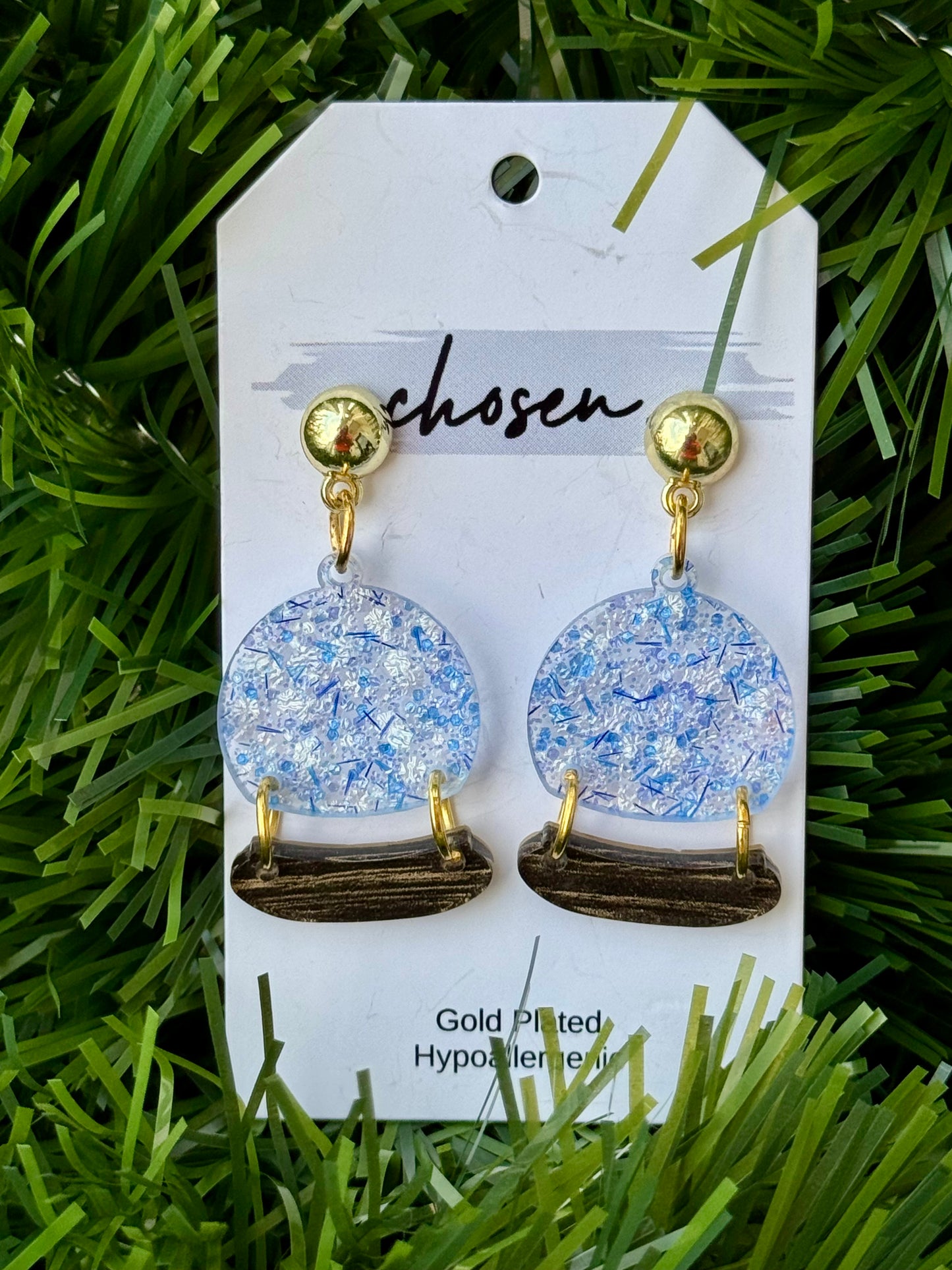 The Blue Willow Christmas Collection