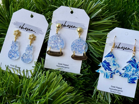 The Blue Willow Christmas Collection
